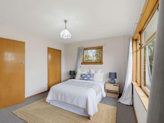 House for sale in Chaslands, Canterbury