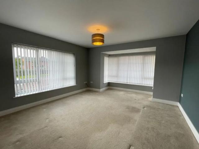 Townhouse for rent in Dundonald, Northern Ireland