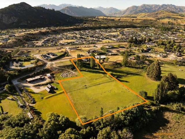Property for sale in Otakou