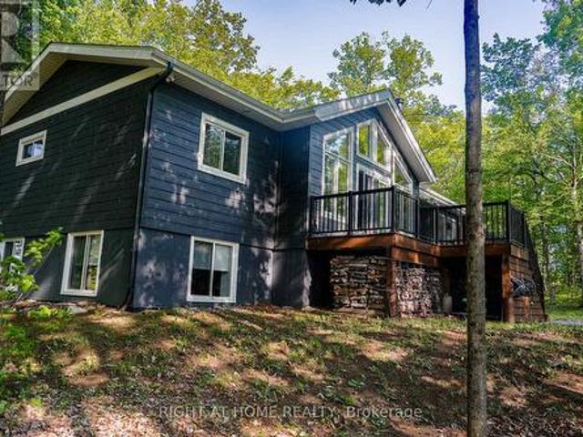 House for sale in Renfrew, Ontario
