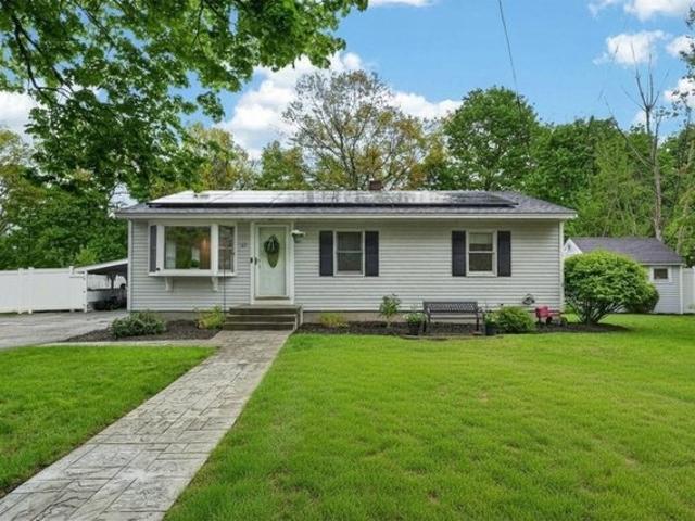 House for sale in Clinton, Massachusetts
