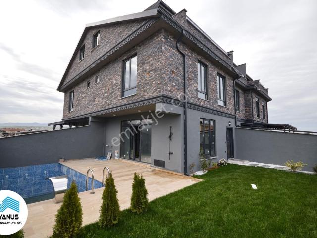 Karasu içerisinde satılık Villa