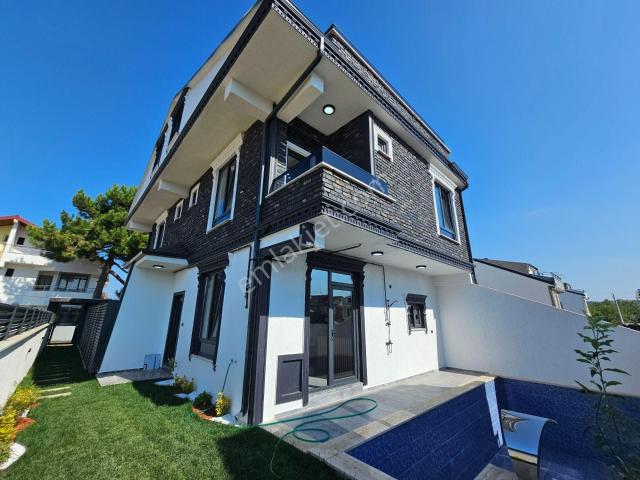 Kocaali içerisinde satılık Villa