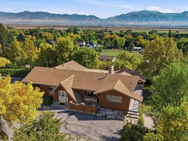 House for sale in Mendon, Cache County