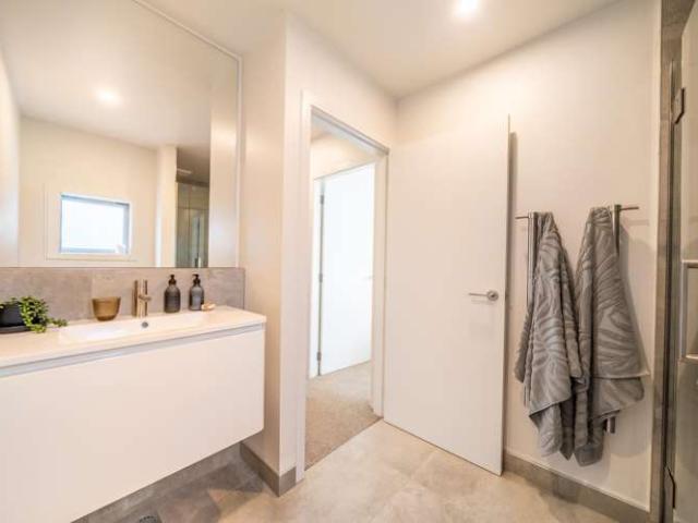 Townhouse for sale in Days Bay, Wellington
