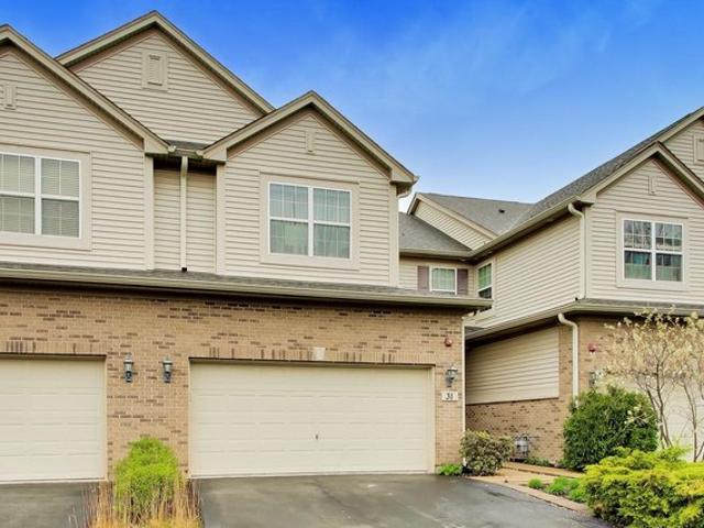 Townhouse for sale in North Aurora, Illinois