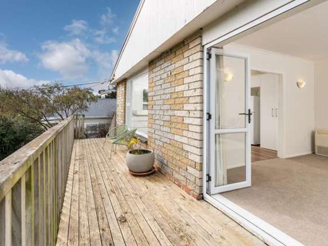 House for sale in Otakou