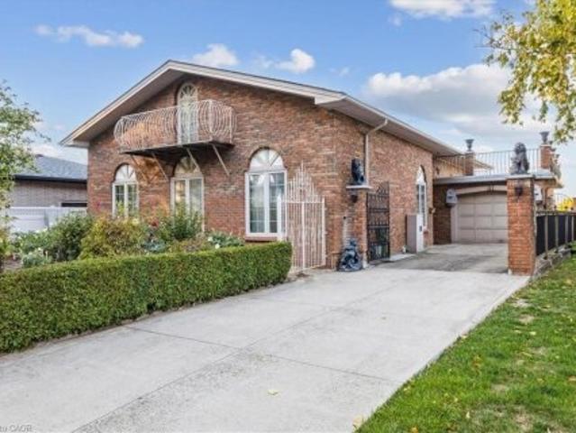 Property for sale in Ancaster, Ontario
