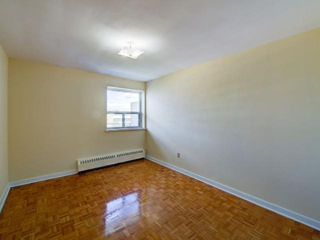 Apartment for rent in Etobicoke—Lakeshore, Toronto