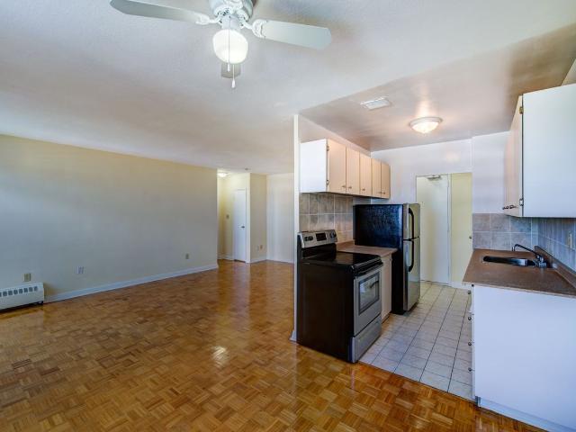 Apartment for rent in Etobicoke—Lakeshore, Toronto