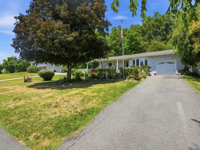 House for sale in Holmes, New York