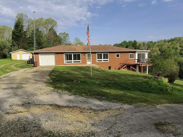 House for sale in Theodosia, Missouri