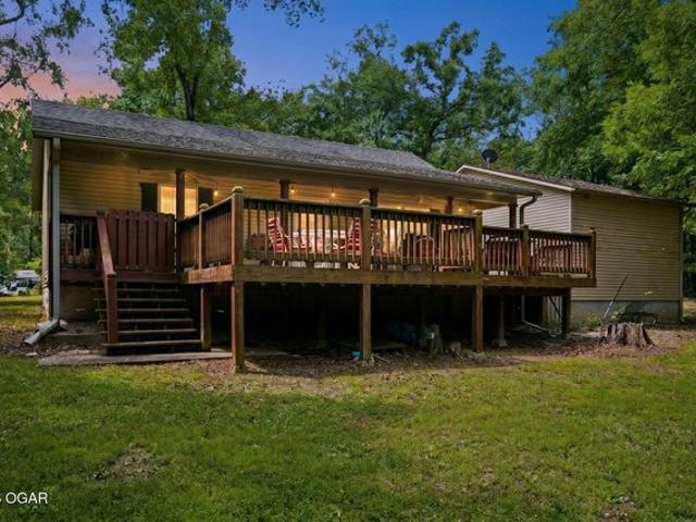 House for sale in Stone, Missouri
