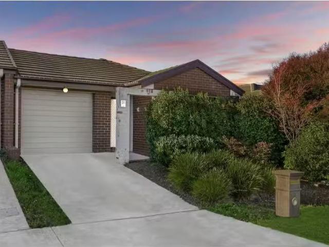 House for rent in Casey, Australian Capital Territory