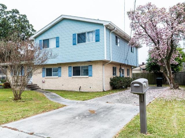 House for sale in Harahan, Louisiana