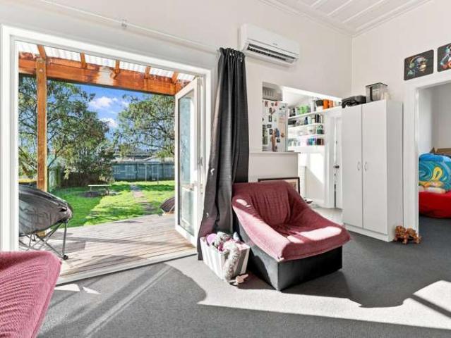 House for sale in Otakou