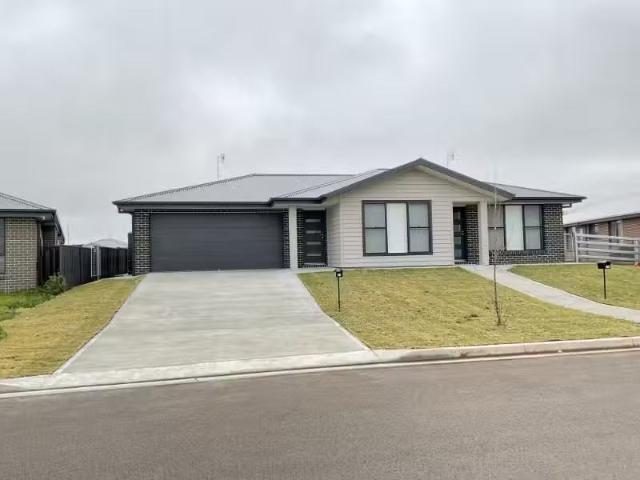 House for rent in Moore Creek, New South Wales