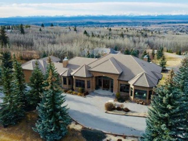House for sale in Rocky View County, Alberta