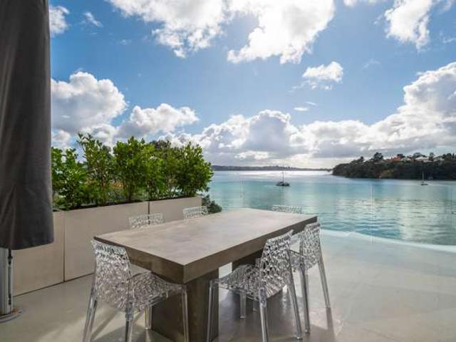 House for sale in Westmere
