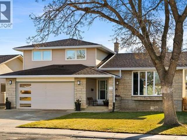 House for sale in Walsh Acres, Regina
