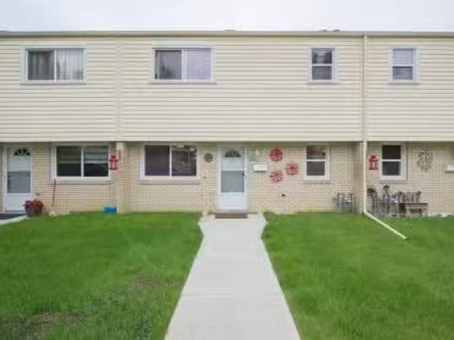 Condo for sale in Wedgewood, Alberta