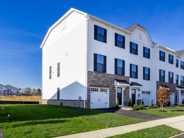 Townhouse for sale in Mount Laurel, New Jersey