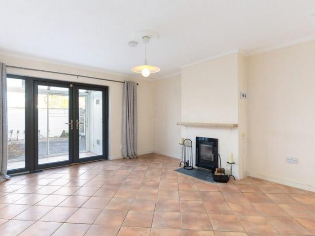 Townhouse to rent in Bluebell, North Tipperary