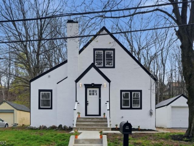 House for sale in Passaic, New Jersey