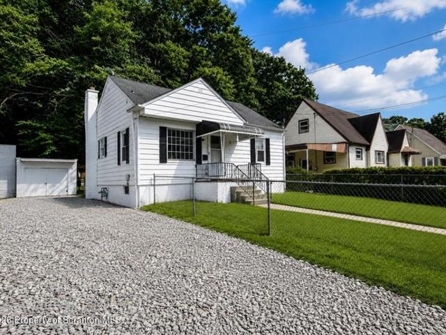 House for sale in Moosic, Pennsylvania
