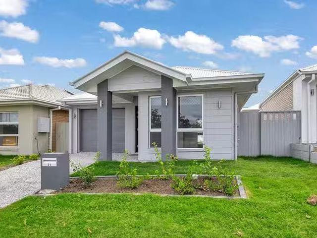 House for rent in Riddells Creek, Victoria