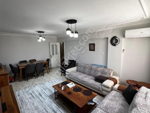 Bornova, İzmir içerisinde satılık mülk