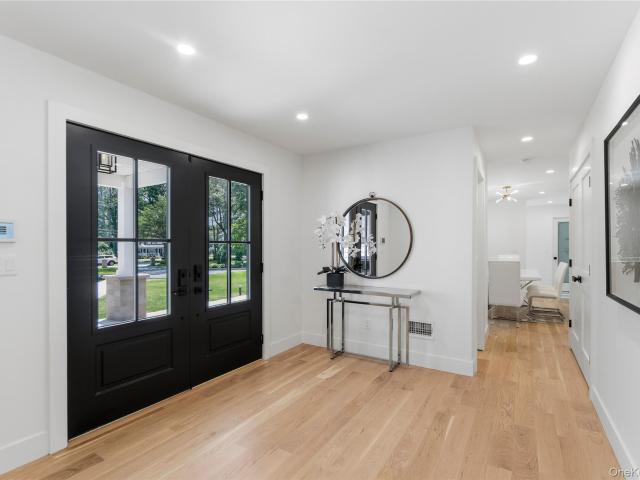 House for sale in Huntington, New York