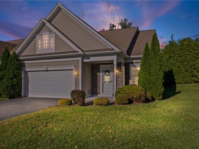 Condo for sale in Wells Landing, Town/Village of East Rochester