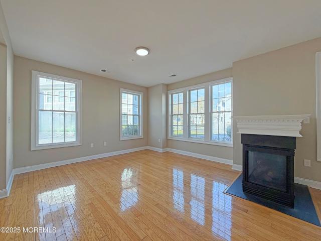 Condo for sale in Monmouth, New Jersey