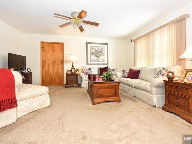 House for sale in Waldwick, New Jersey