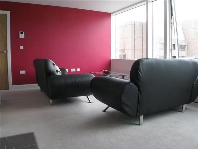 Apartment for rent in Waterfront, Calderstones