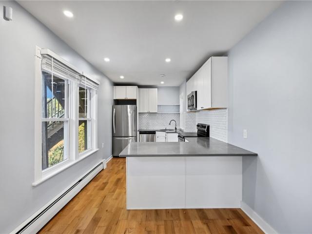 Property for rent in West Warwick, Kent County