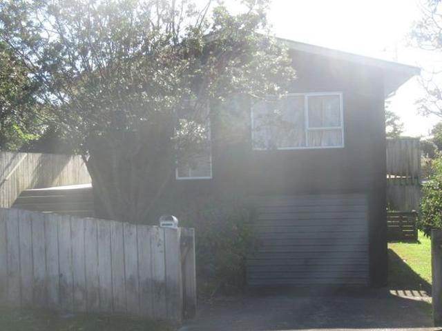 House for rent in Paraparaumu, Wellington