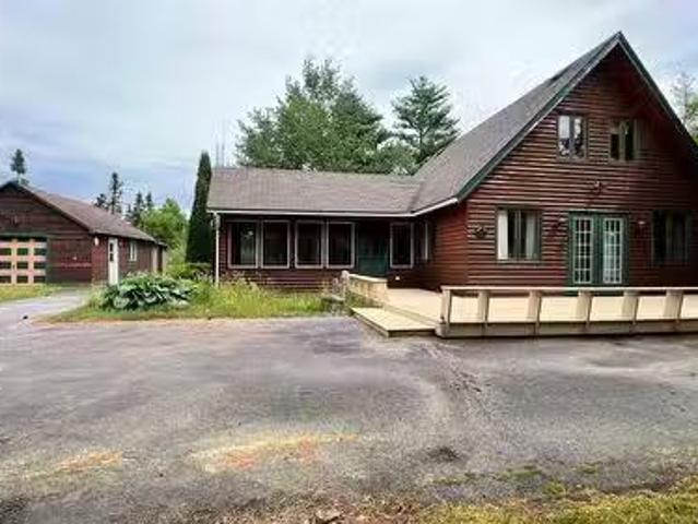 House for sale in Newfoundland And Labrador