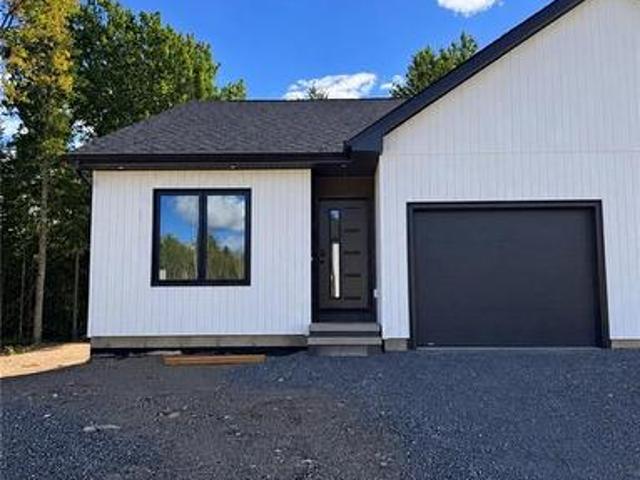 House for sale in CFB Gagetown, Burton Parish