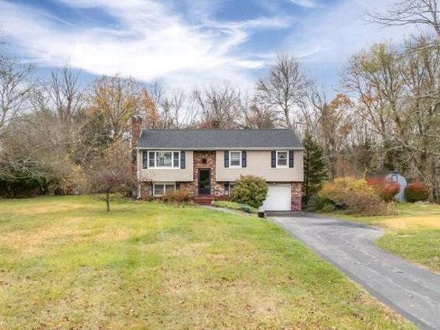 House for sale in Jewett City, Connecticut