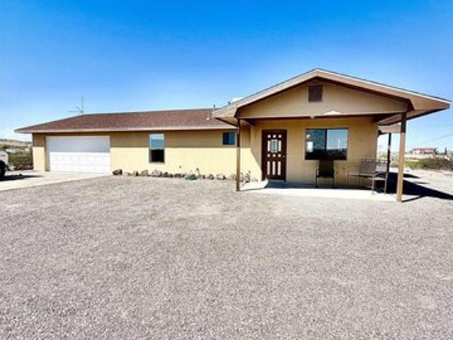 House for sale in Elephant Butte, New Mexico