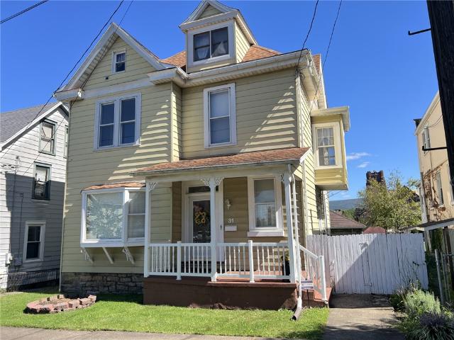 House for sale in Uniontown, Pennsylvania