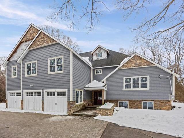 House for sale in Centereach, New York