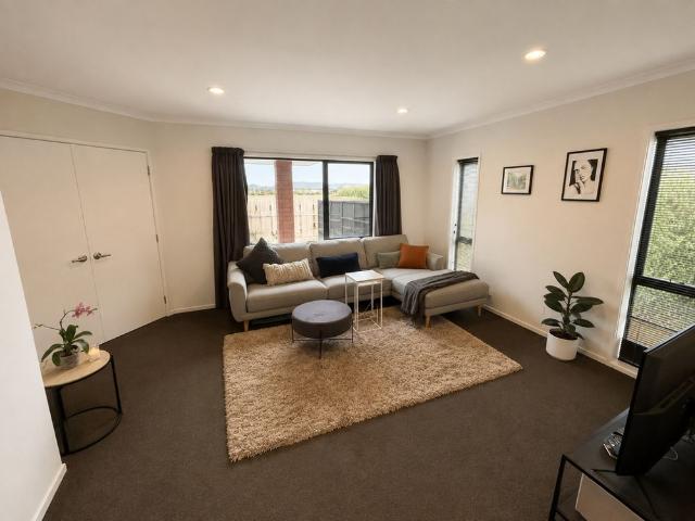 House for rent in Chaslands, Canterbury