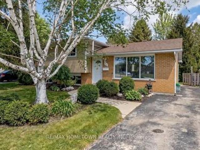 House for sale in Brockville, Ontario