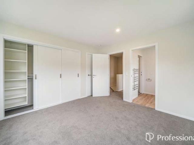 Townhouse for sale in Days Bay, Wellington