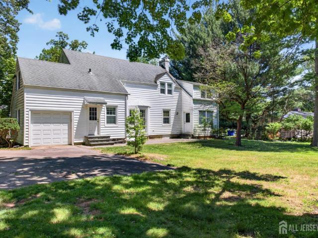 House for sale in Avenel, New Jersey