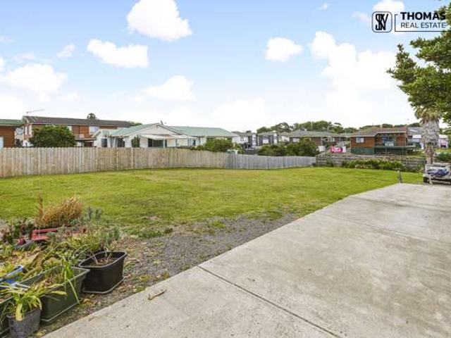 Land for sale in Owhata