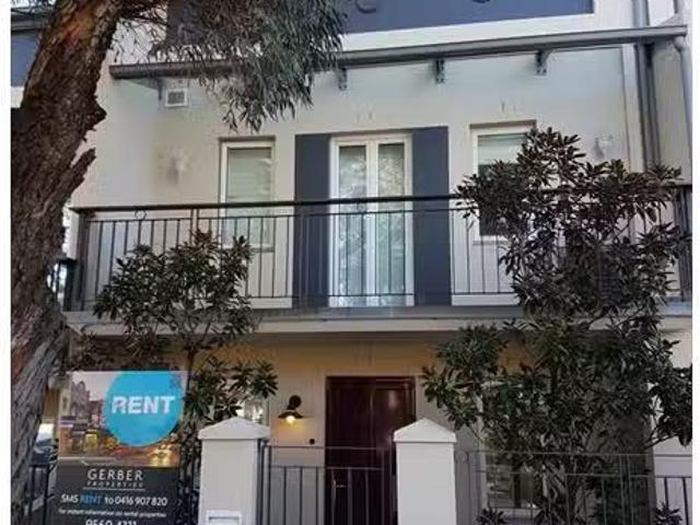 Condo for rent in Sydney, New South Wales